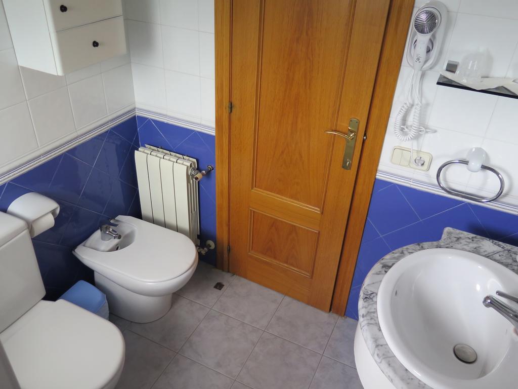Apartaments El Ribal Valencia D'Aneu Ngoại thất bức ảnh