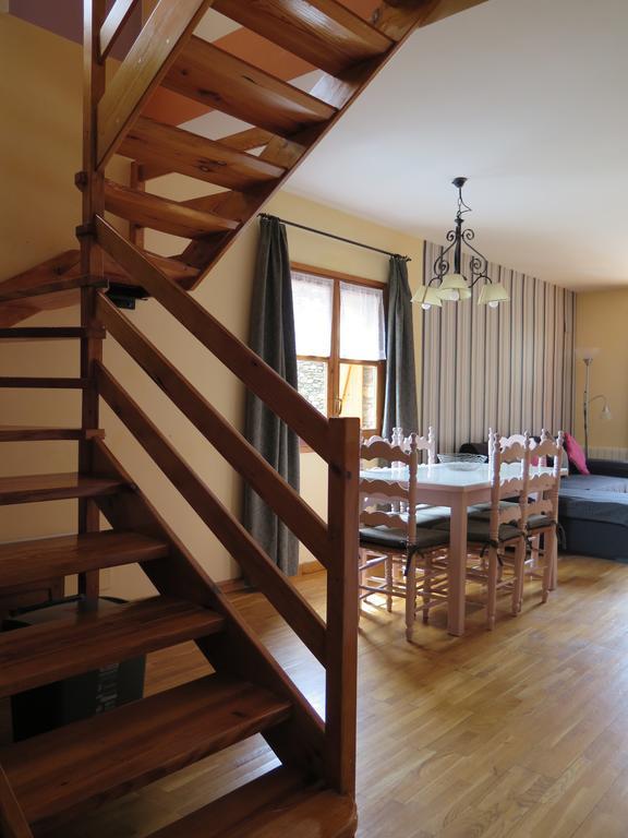 Apartaments El Ribal Valencia D'Aneu Ngoại thất bức ảnh
